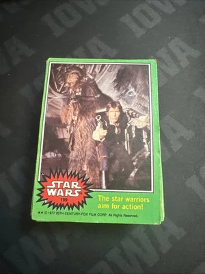 1977 TOPPS STAR WARS COMPLETE GREEN SET WITH CORRECTED C3-PO. Average Condition  - Image 1 of 3