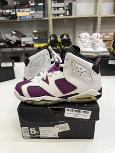 Nike Jungen Air Jordan 6 543390-127 Lila Basketballschuhe Turnschuhe Größe 5Y - Bild 1 von 7
