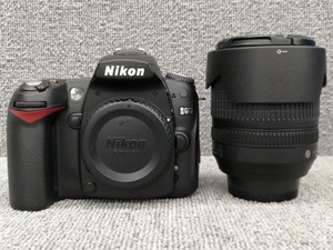 Nikon D90 18-105mm Lens Kit Digital SLR Camera - Picture 1 of 16