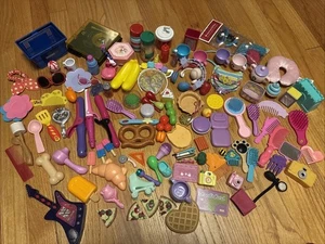 Posten Puppenzubehör Spielzeug Pretend Food CPK Haarkämme Bürsten Baby Geschirr - Bild 1 von 10