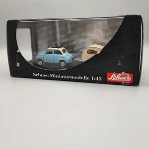 Schuco Goggomobil mit Wohnanhänger Wohnwagen 1:43 Modellauto - Bild 1 von 6