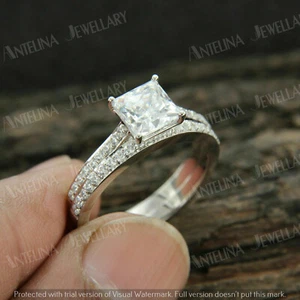 2.50 Ct Princess Simulated Diamond Bridal Set Ring 925 Sterling Silver Plated - Picture 1 of 11
