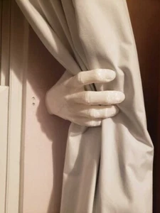 Scary Halloween Walking Hand Realistic Model Soft Prop - Picture 1 of 1