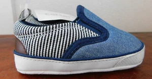 Zapatillas de mezclilla y rayas azules CARTERS TALLA 6-9m NUEVAS ENVÍO GRATUITO - Imagen 1 de 3