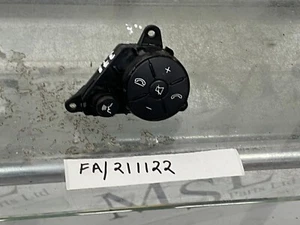 MERCEDES BENZ W204 C CLASS FRONT SEERING WHEEL MULTIFUCTION SWITCH RIGHT SIDE - Picture 1 of 4