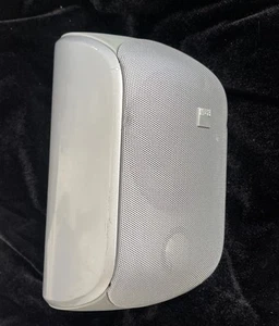 One Bowers & Wilkins M-1 altoparlante satellitare a 2 vie argento bianco e nero - senza braccio/supporto di montaggio - Foto 1 di 2