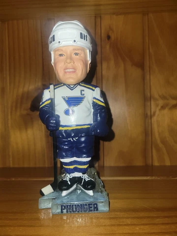 Chris Pronger St Louis Blues 2002 Forever Collectables Hockey Bobblehead Cover