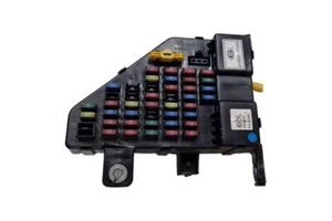 Módulo de fusibles KIA Sportage 2005 919501F520 ONV7201 - Imagen 1 de 6