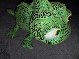 Disney PARKS Rapunzel Pascal 12 Inch Plush Chameleon With Metallic Fabric - Picture 1 of 8