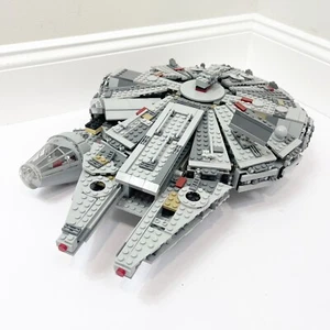 Lego Star Wars 75105 2015 Millennium Falcon - Picture 1 of 5