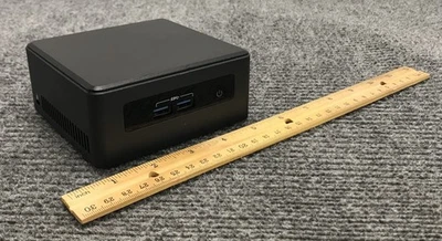 Mini escritorio Intel NUC i7-8650U 8 GB RAM 250 GB NVMe Foto 1 de 4