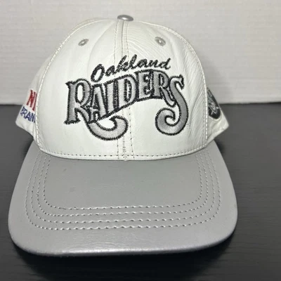 复古 90 年代 NFL 奥克兰拉斯维加斯突袭者队皮革平沿帽帽子 — 第 1/4 张图片