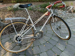 Vintage 1973 Motobecane Women's Bicycle - original owner - Picture 1 of 7