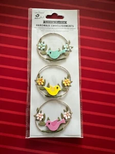 LAST 1 - BIRDS PERCHED - WELL MADE 3D STICKERS - LITTLE BIRDIE - FREE SHIPPING - Picture 1 of 1