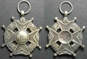 Medaglia - Croce Al Merito 1930 Ag g.6,8 mm29 - Picture 1 of 1
