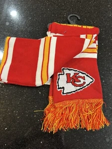 Sciarpa Kansas City Chiefs peluche logo squadra 2 lati NFL 65 pollici logo squadra adulto. - Foto 1 di 3