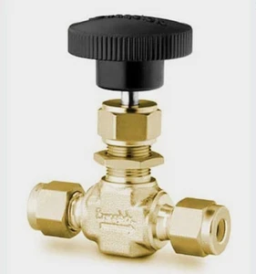 1/8 Tube Brass Integral Bonnet Needle Valve (2000 Psi) Swagelok B-ORS2 - Picture 1 of 1