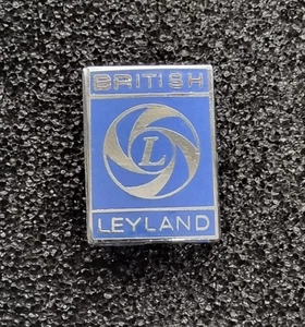 Leyland Brooch Enamelled - Dimensions 18X24Mm - Picture 1 of 2