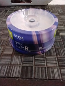 TDK 30 Pack CD-R CD-R 80 Min 700mb Brand New - Picture 1 of 1