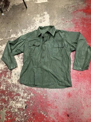 Vintage US Military Shirt Mens L Green Utility Surplus OG 507 Lot 37 - Image 1 of 4