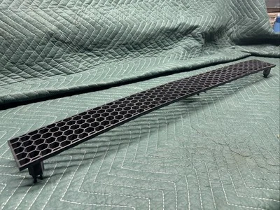 1982-1985 Toyota Celica Supra front bumper radiator grille grill cover emblem Foto 1 de 4