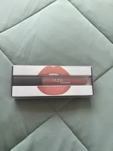 Huda Beauty Liquid Matte Lipstick Bombshell - Picture 1 of 3