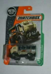 MATCHBOX 2017 MBX ADVENTURE - TRAVEL TRACKER TAN AND GRAY - Picture 1 of 3
