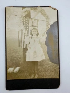 Early 1900s Young Girl Child Portrait Photo Cabinet Card 48 Star Flag Wreath - Picture 1 of 4