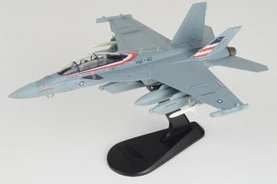 HA5156 Hobby Master EA-18G Growler 1/72 Modelo AG500 USN VAQ-140 Patriots Foto 1 de 2