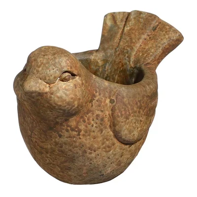 Maceta pequeña de cemento oxidado para pájaros Foto 1 de 4