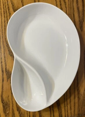 NEW CRATE & BARREL FLOW Divided Serving Bowl White Teardrop 9 X 13 Chip N Dip - Image 1 of 4
