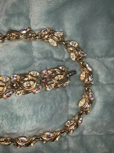 vintage Trifari necklace and bracelet - Picture 1 of 10