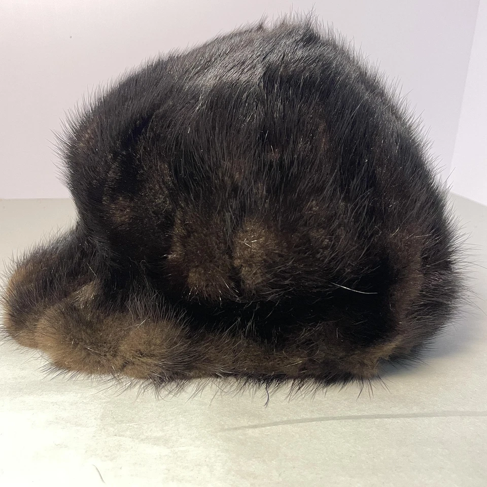 DE COLECCIÓN Sombrero Betmar Cloche Pastillero Piel Visón Marrón Negro Mujer Elegante Forrado Años 60 Foto 1 de 4