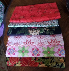 4 Yards Cotton Christmas Fabric Mixed Designs - Picture 1 of 2
