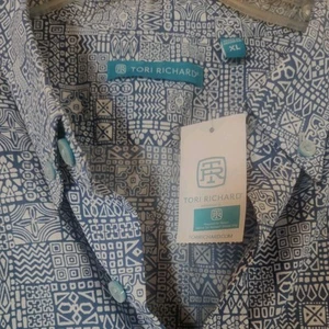 TORI RICHARD Hawaiian Aloha Shirt XL Blue Mini Tapa Camp Resort - Picture 1 of 9