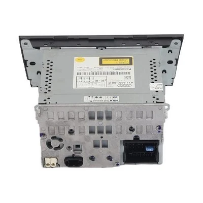 Autoradio originale AUDI A4 3 PHASE 1 8T1035186C - Immagine 1 di 4