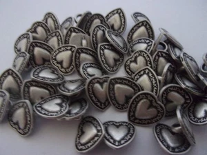 Metal Heart Shape Button Size 11.5mm Antique Silver Pack Of 50 Sewing Blouse R73 - Picture 1 of 2