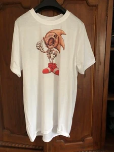 UnisexT Shirt with SONIC style design size Medium - Picture 1 of 2