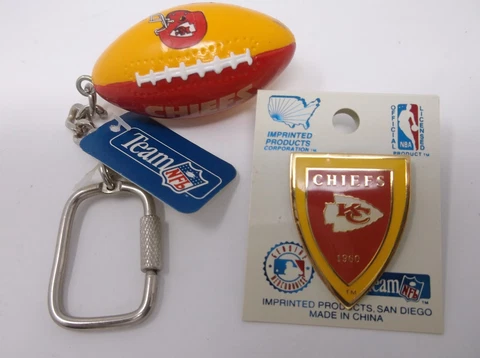 KANSAS CITY CHIEFS Keychain & Lapel Hat Pin Cover