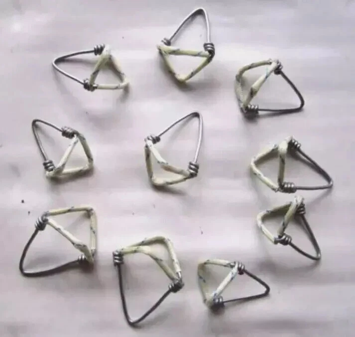 Instrumento musical profesional Mizrab Mijrab Sitar de hierro con agarre de alambre único de 12 piezas Foto 1 de 1