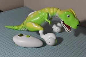 Spinmaster RC Dino Zoomer Boomer Green T-Rex w Remote Interactive Tested Works - Picture 1 of 24