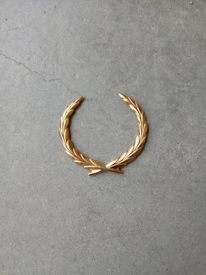 Cadillac Deville 1995 panel de techo corona emblema fabricante de equipos originales nuevo Foto 1 de 4