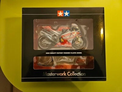 Yamaha YZR-M1 '04 - Tamiya Masterwork 21033 - Melandri #33 - Modellino 1/12 - Immagine 1 di 4