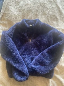 Girls Forever 21 Cropped Pullover.  Size 11/12 - Picture 1 of 3