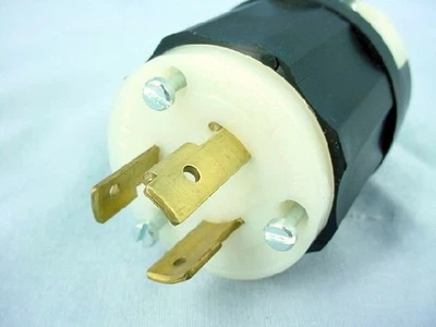 Plugue de bloqueio Leviton L5-20 trava de torção NEMA L5-20P 20A 125V 2311 - Imagem 1 de 4