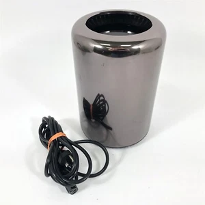 Apple Mac Pro A1481 Desktop E5-2697v2 500GB SSD 64GB RAM 2x D500 Monterey 2013 - Afbeelding 1 van 7