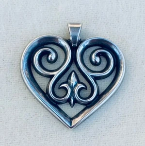 James Avery French Heart Pendant Love Scroll Retired Sterling Silver 925 - Picture 1 of 5