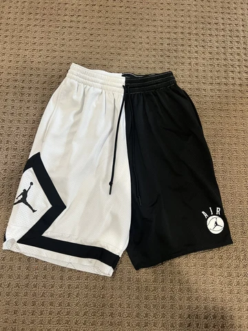Sz M- Worn Twice, Yin Yang Basketball Homage Shorts AJ1112-011($65 Retail) Cover