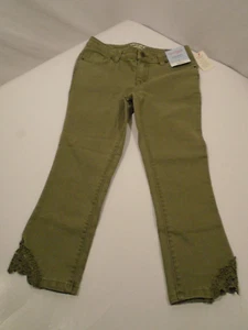 Cat & Jack Girls boho Green Casual Pants size 8 S stretch Lace accent ankle New - Picture 1 of 6