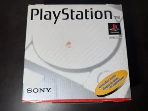 Neuwertige Sony PlayStation PS1 Grau Spielekonsole Komplett In OVP mit Demo - Bild 1 von 13